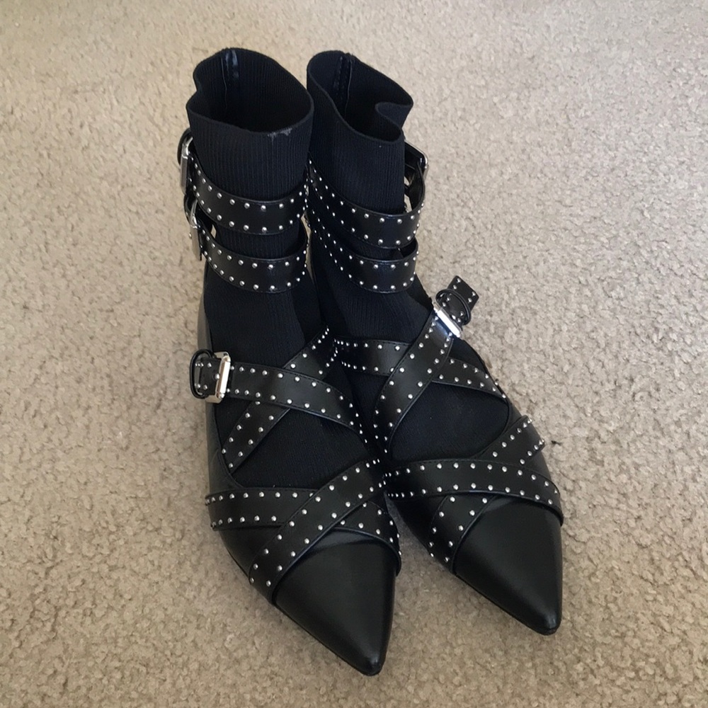 Zara black slip ons